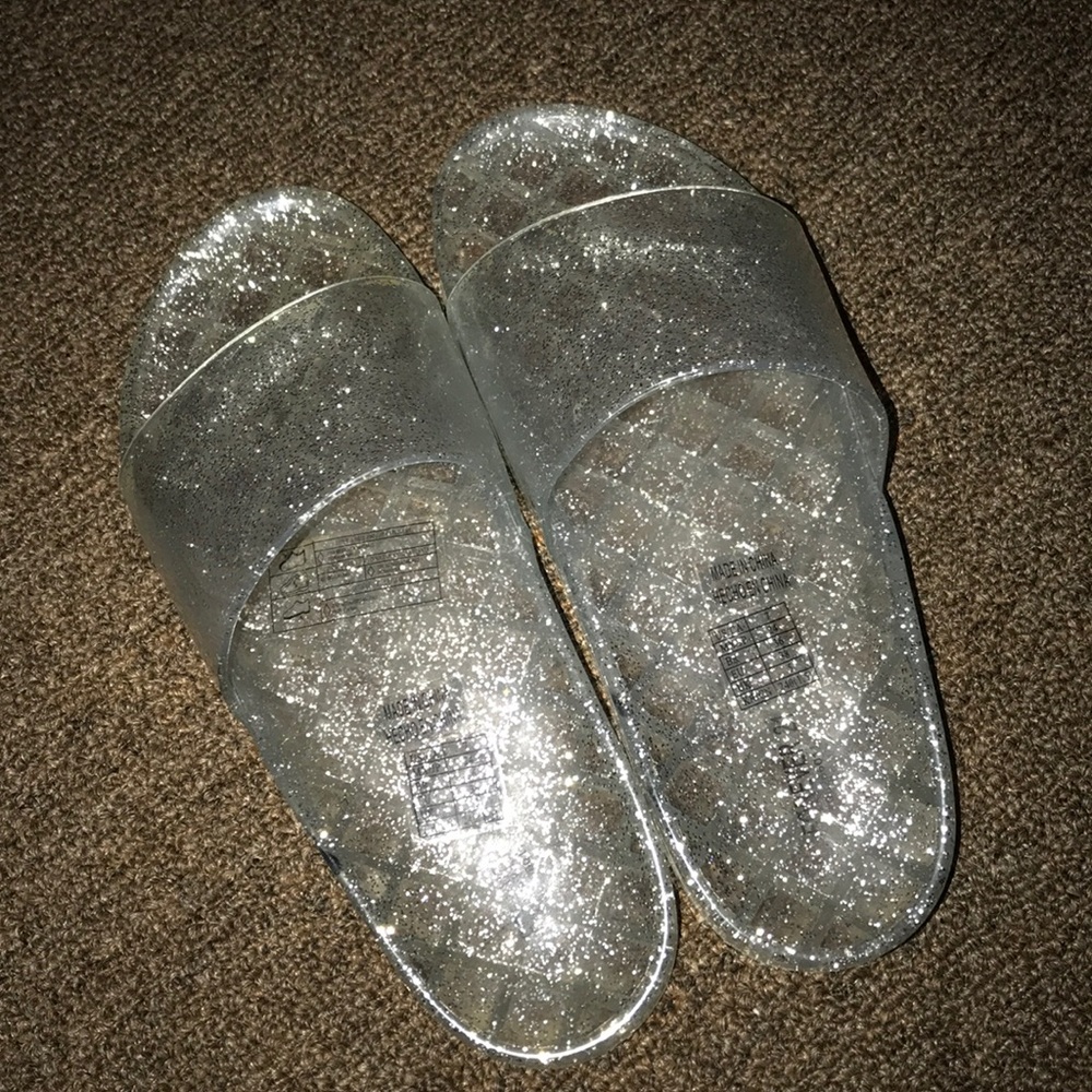 Clear glittery slides